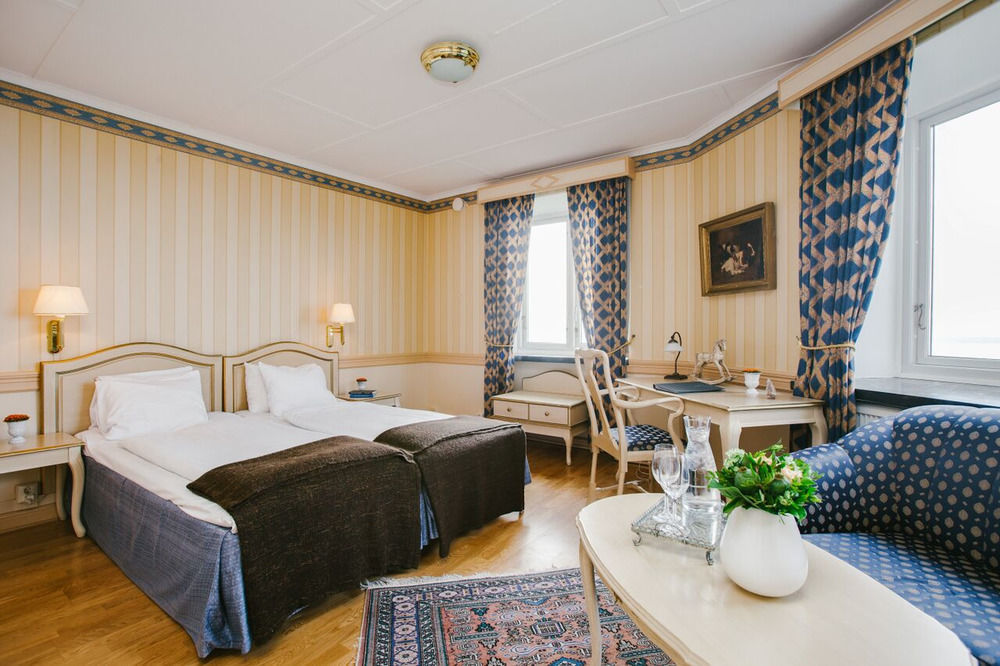 Hotel Gyllene Uttern Gränna Eksteriør bilde